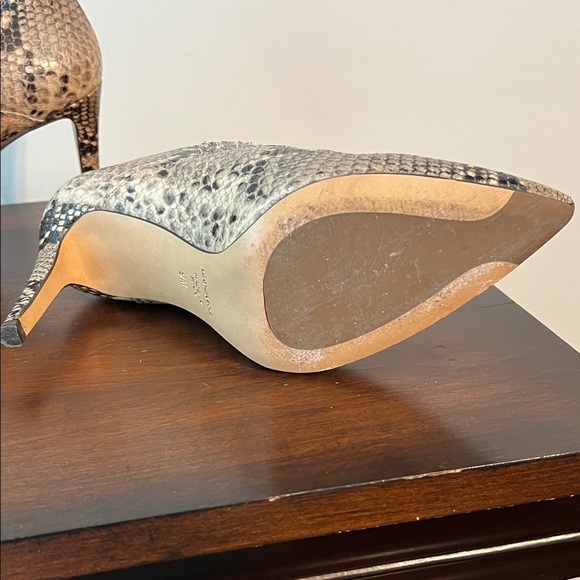 Elegant Snakeskin Ankle Booties - Picture 4 of 6